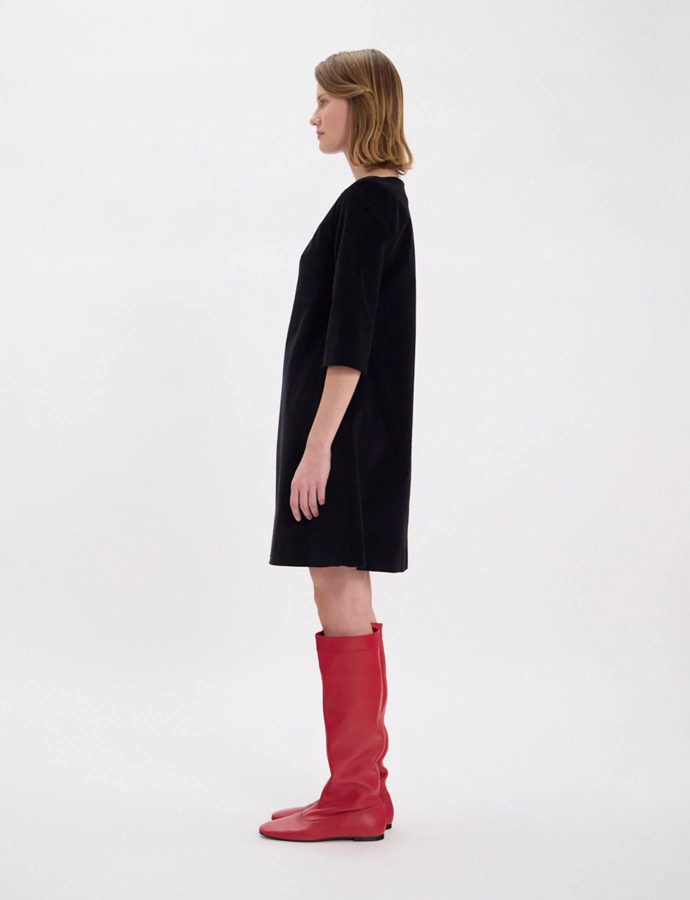 Robe Megan en velours lisse noir - Image 3