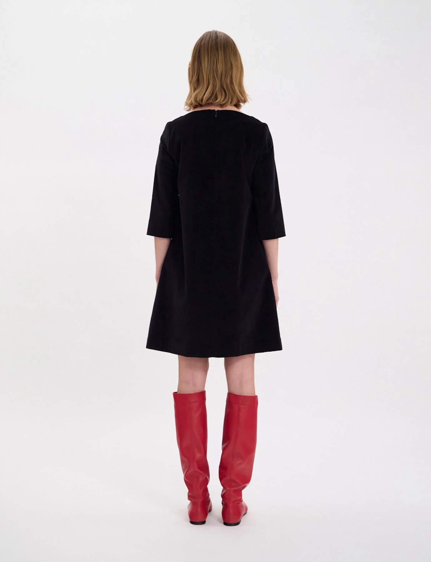 Robe Megan en velours lisse noir - Image 4