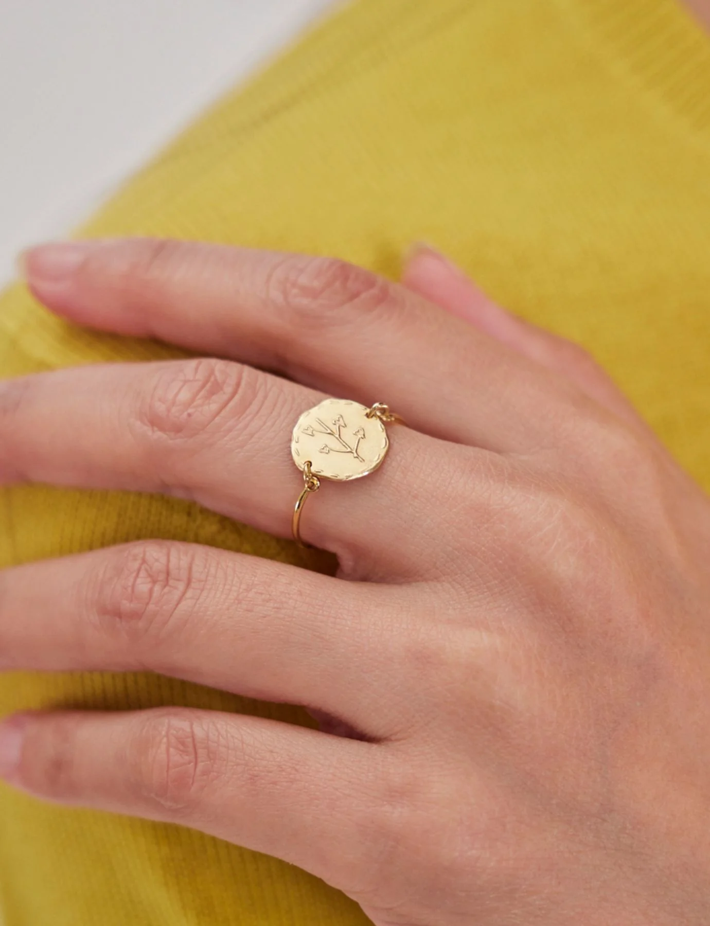 Bague Lutèce motif Coeurs plaqué or - Image 2