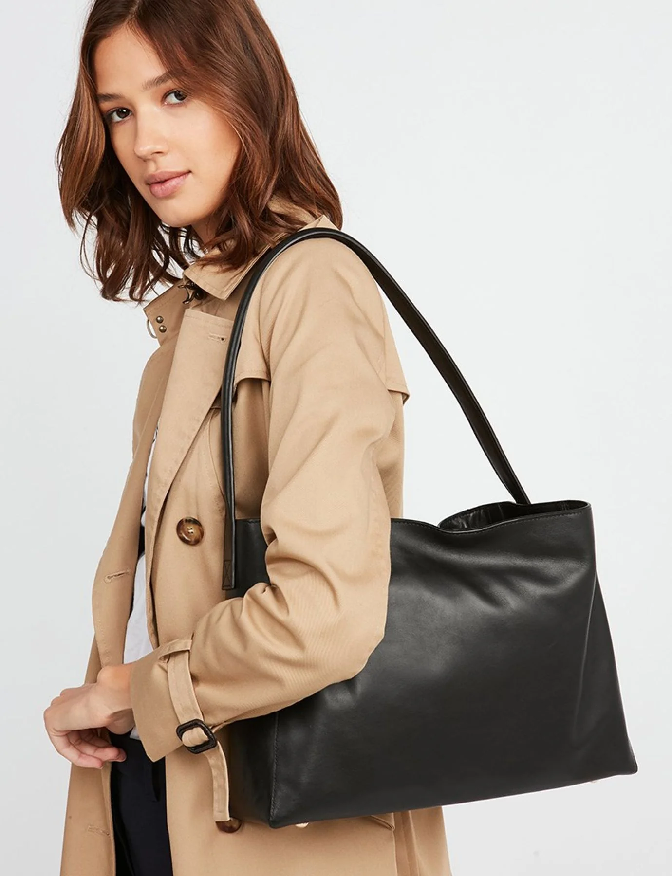 Sac cabas cuir Léonore grand format noir - Image 2