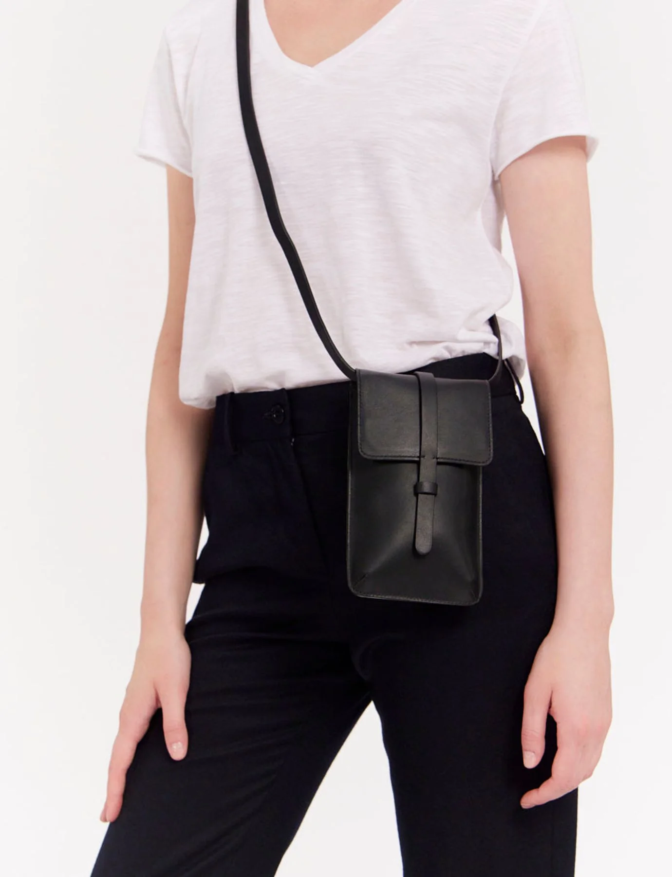 Smartphone Bag Léonore cuir noir - Image 4